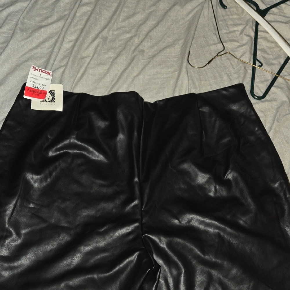 Anne Klein Black Pants